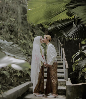 Tania & Gading